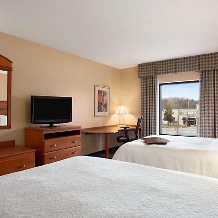 Hampton Inn Geneva Extérieur photo