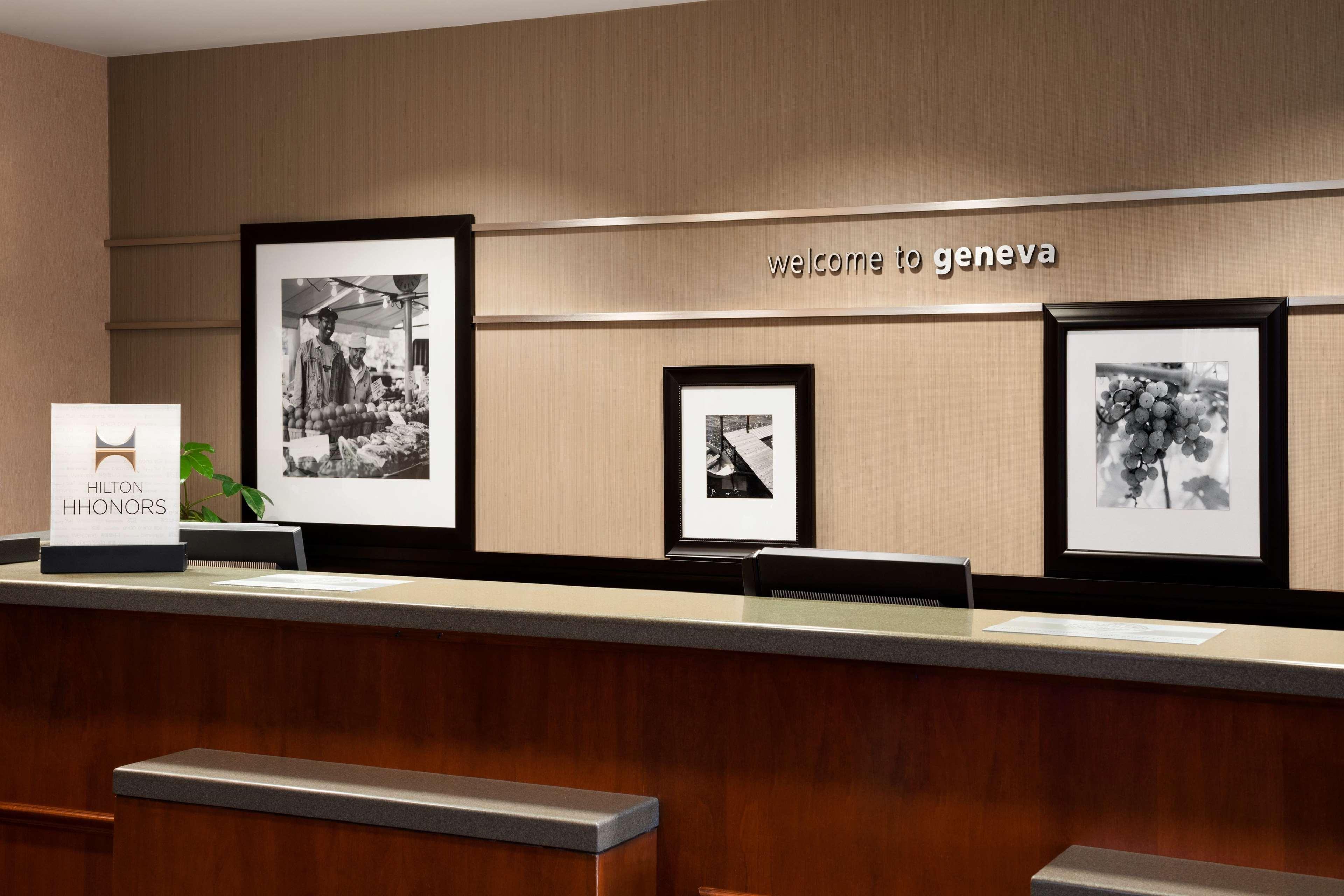 Hampton Inn Geneva Extérieur photo