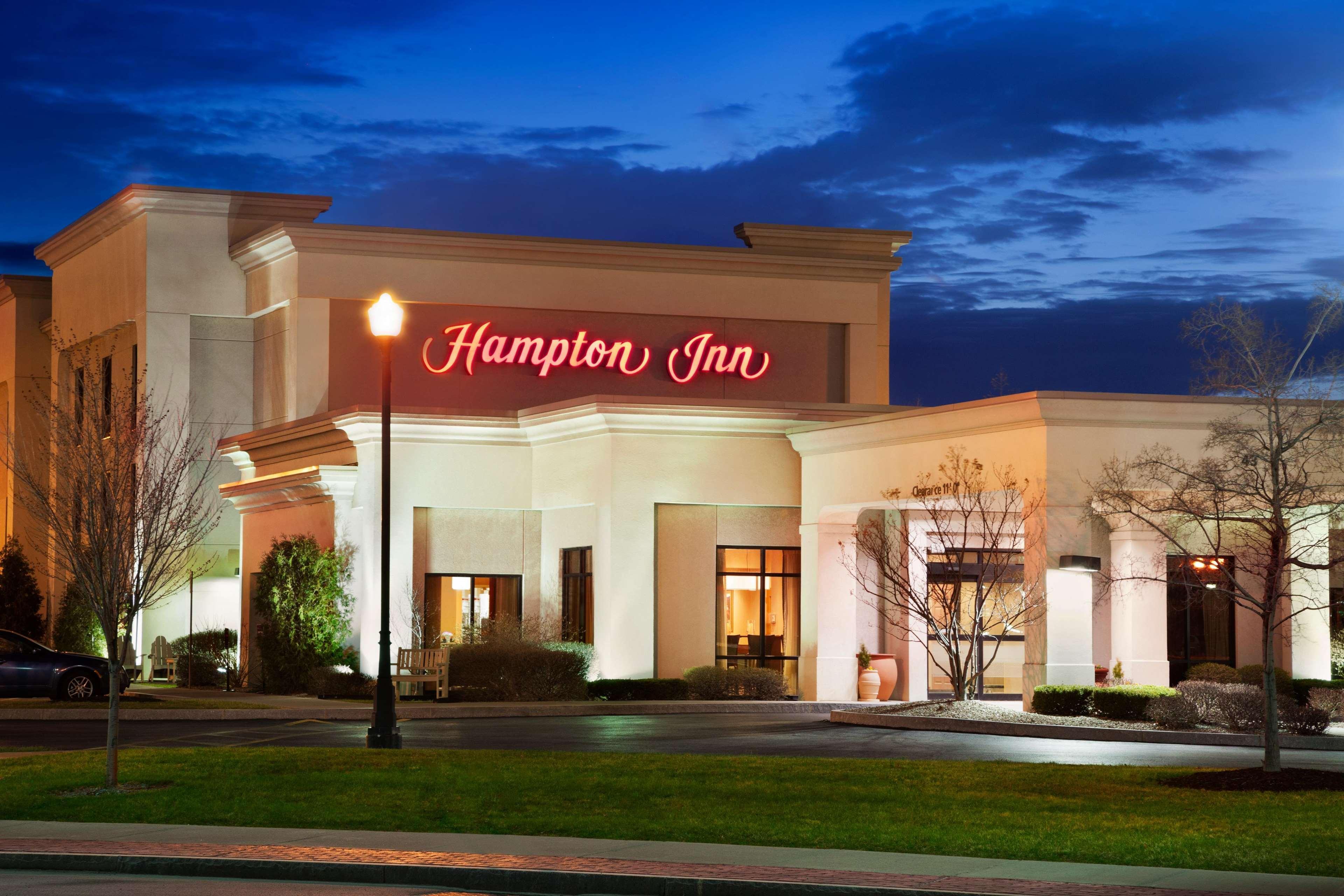 Hampton Inn Geneva Extérieur photo